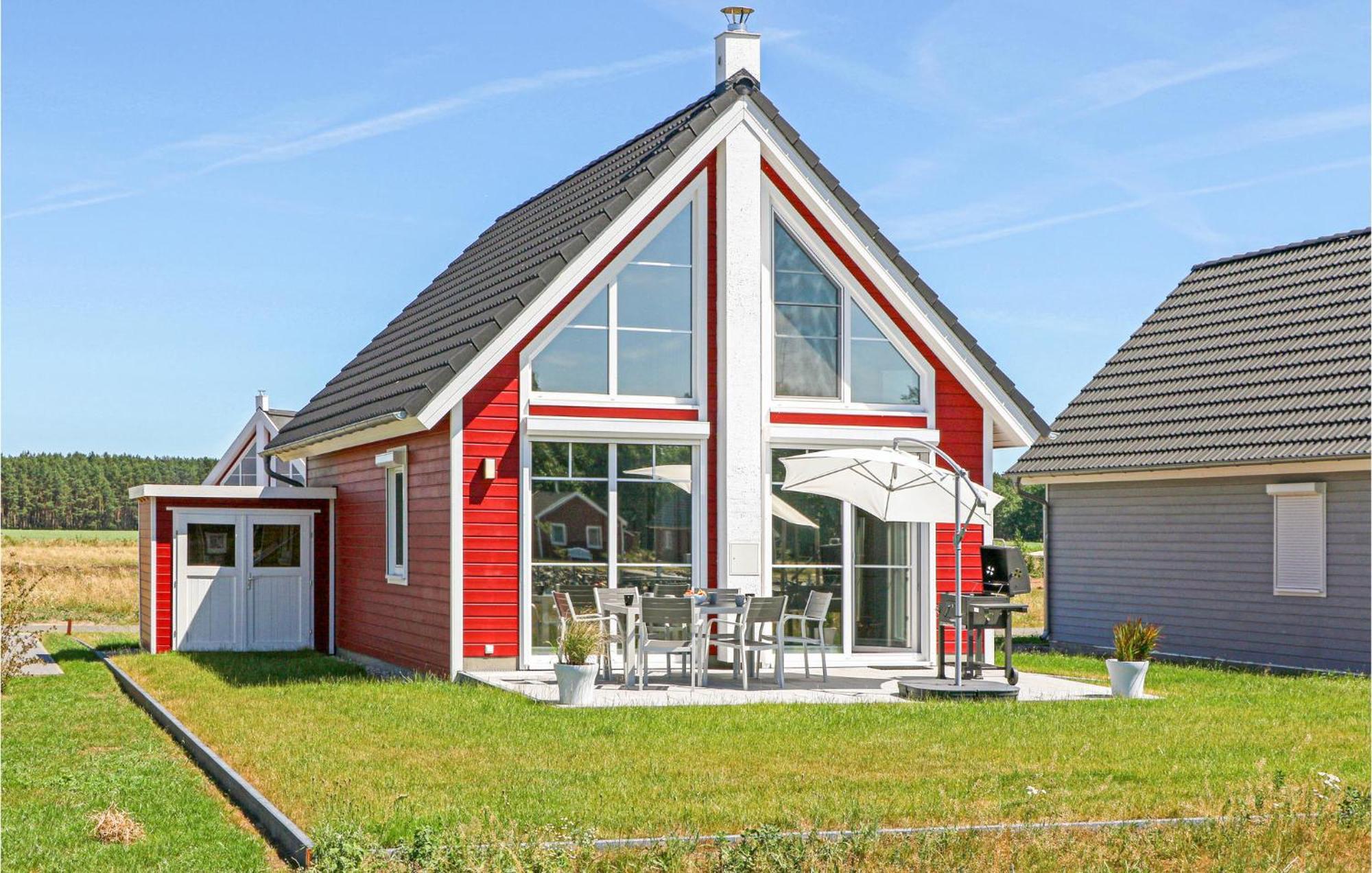 2 Bedroom Stunning Home In Zerpenschleuse Esterno foto